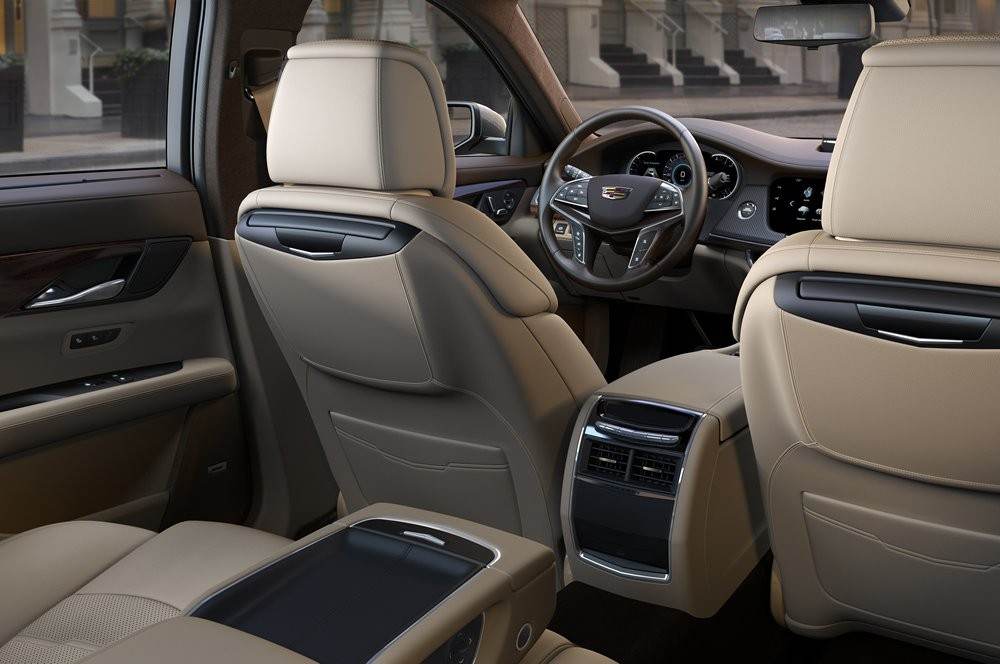 m_2016-cadillac-ct6-rear-interior-seats