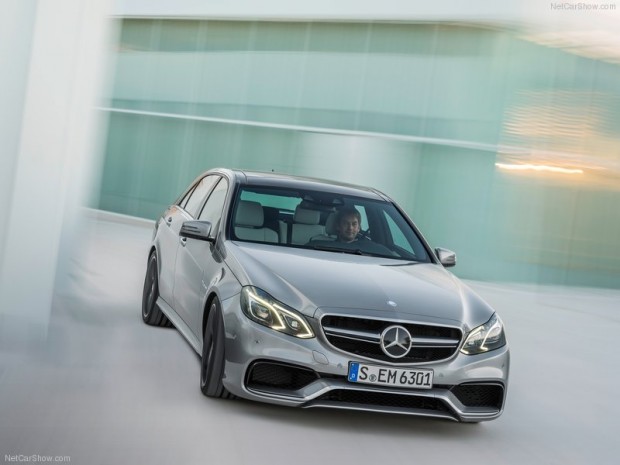 Mercedes-Benz-E63_AMG_2014_800x600_wallpaper_05