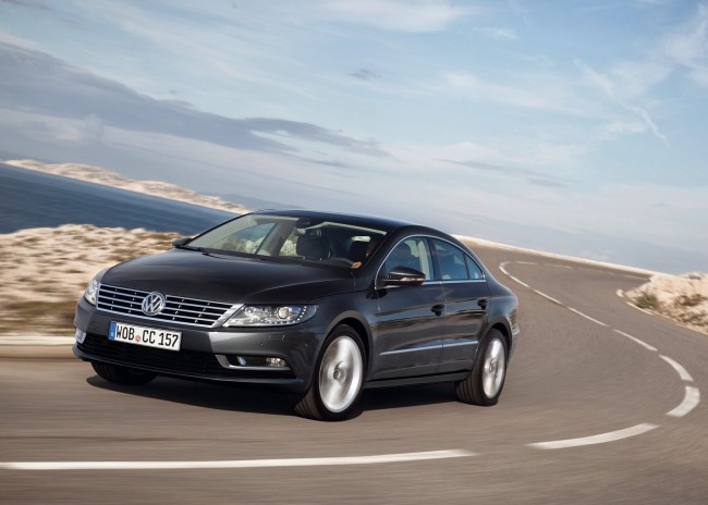 2013 Volkswagen Passat CC angle