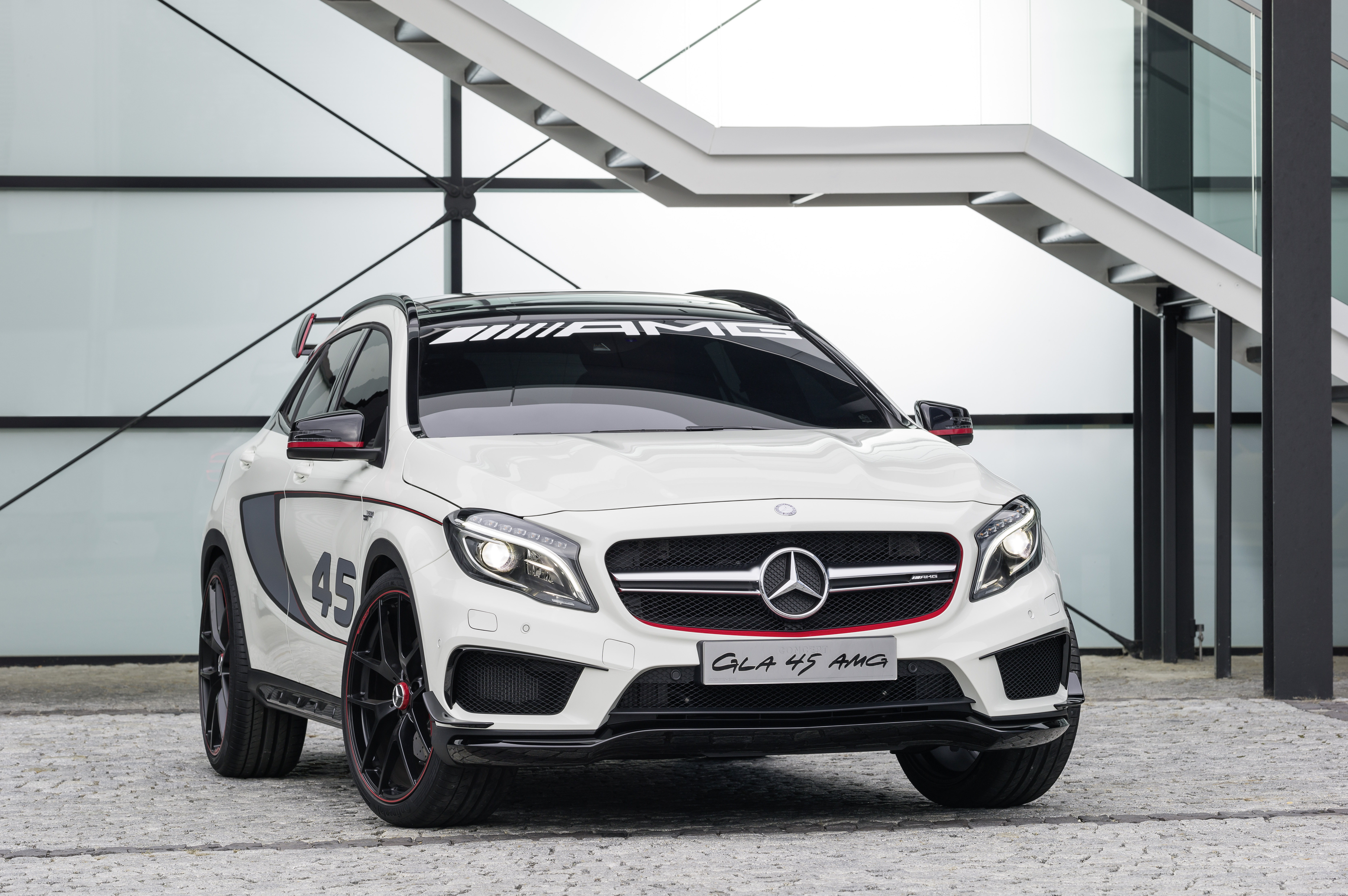 Гла. Mercedes Benz gla45. Mercedes GLA 45 AMG. Mercedes-Benz GLA 45 S. Mercedes Benz GLA AMG.