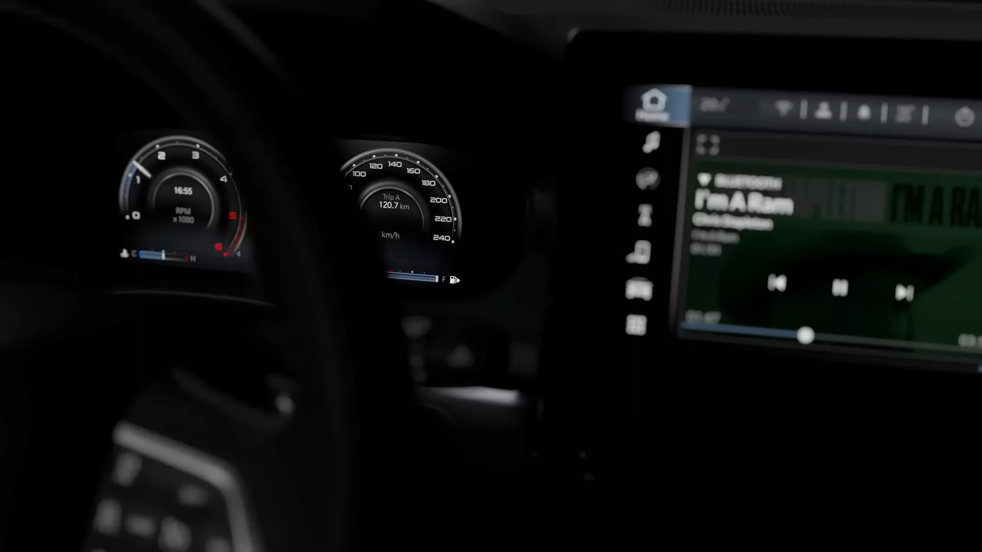 2024RamRampageInterior1 سعودي شفت